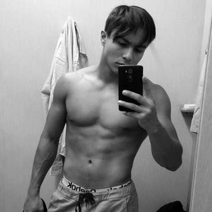 Meet your Posher, Christopher